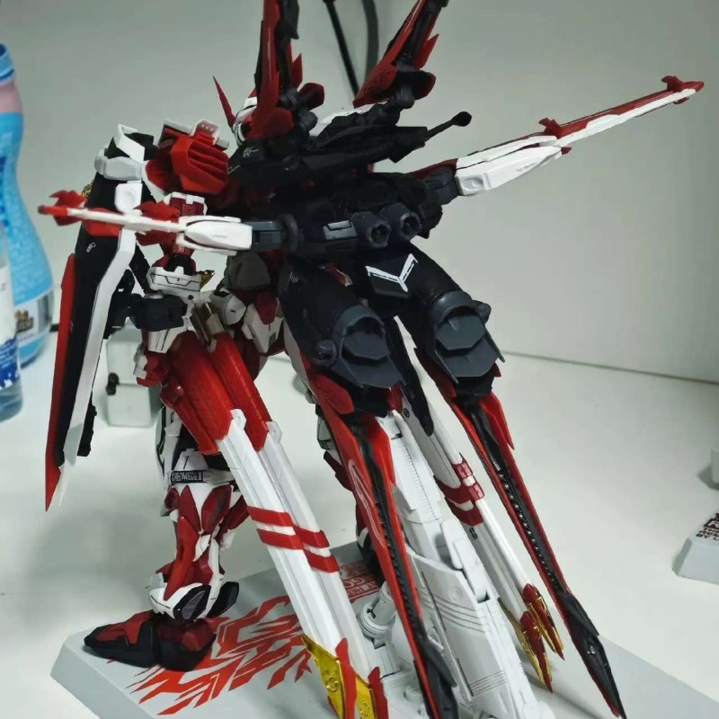 Astray cadre rouge modèle-58 1 - Model Kit Zone Of The Enders avis et prix