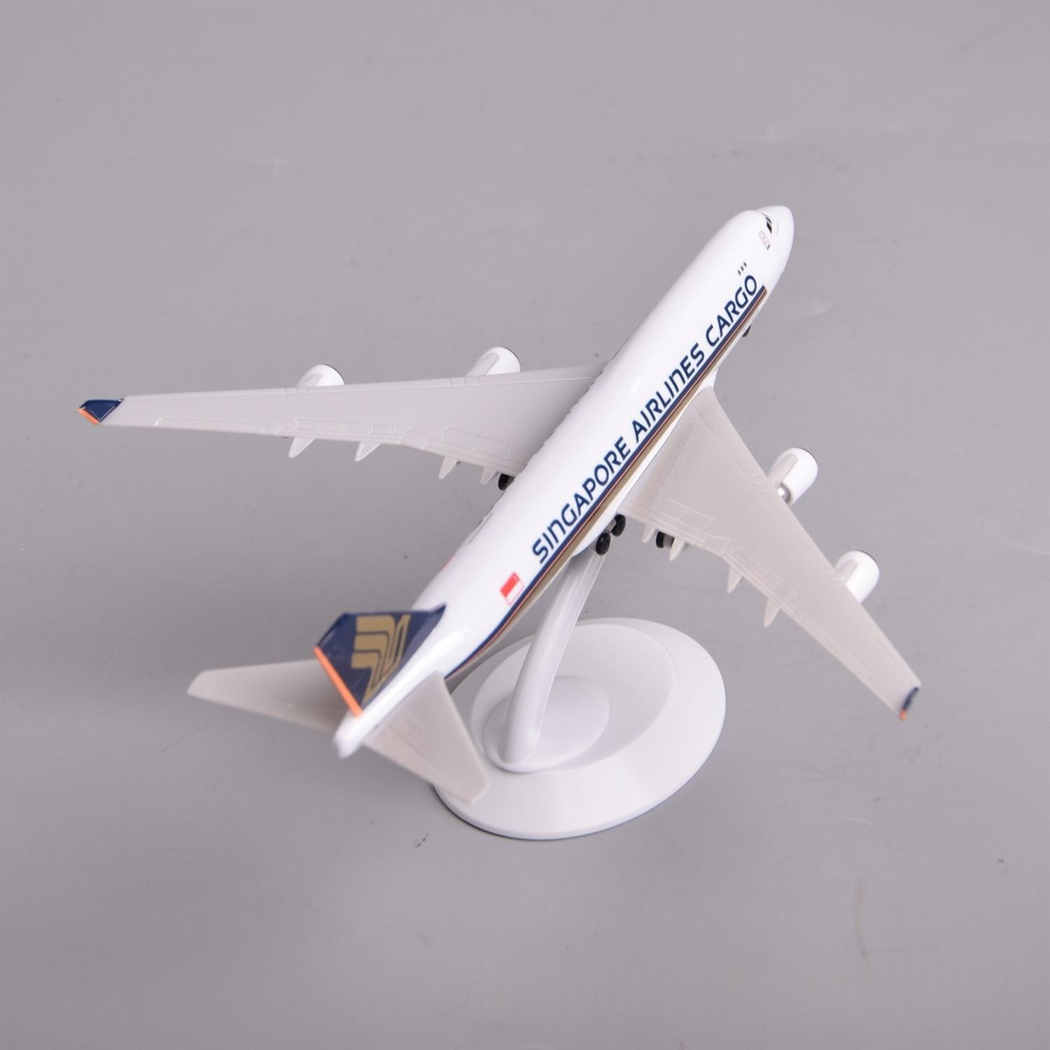 Modèle d'avion en plastique de - Model Kit Singapore avis et prix