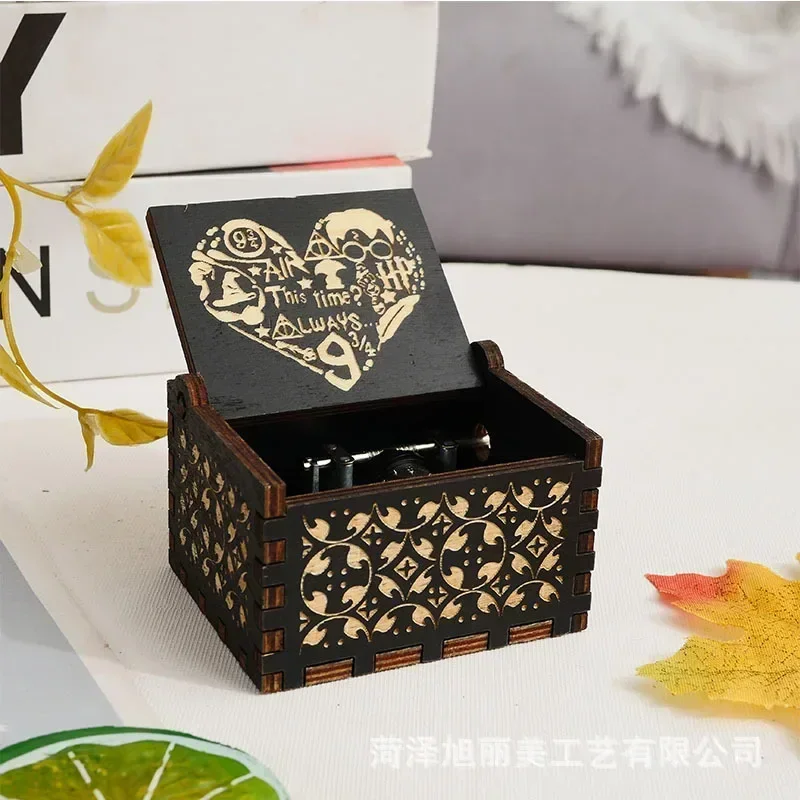 Boîte à musique à manivelle su - Model Kit Wood avis et prix